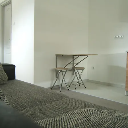 Kulturhaz Apartment *